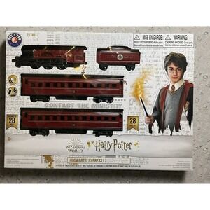 Lionel Hogwarts Express Train Set 711981 Battery Operated Harry Potter